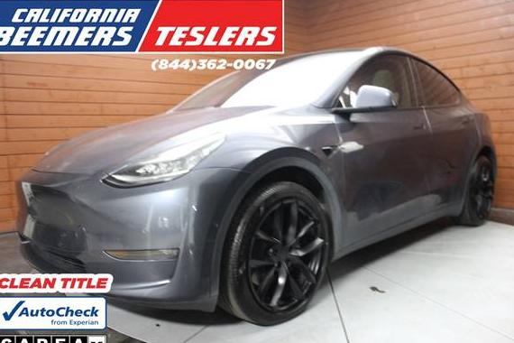 TESLA MODEL Y 2020 5YJYGDEE5LF018252 image